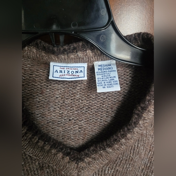 V-Neck Brown Sweater with Striped Sleeves - Picture 3 of 3